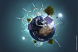 Erdkugel, die rundherum mit vier Windrädern, vier Bäumen, zwei Glühlampen und zwei Solarpanele verziert ist, um erneuerbare Energien darzustellen © Foto: AdobeStock: lassedesignen