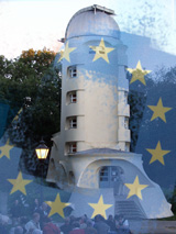 Sonnenobservatorium  Albert Einsteins in Potsdam als Symbol für Kompetenz mit EU-Flagge © Foto/Grafik: Sylvia Krell