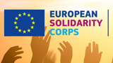 Schriftzug Europäisches Solidaritätskorps und erhobene Hände © Grafik: EU-Kommission
