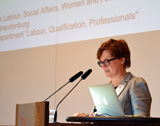 Dr. Friederike Haase vom MASF begrüßte in einer Ansprache die Gäste aus dem In- und Ausland © Foto: Sylvia Krell (LASA)