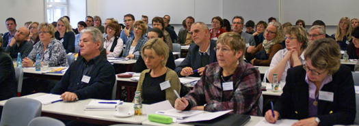 Die Referenten und Referentinnen trafen auf einen aufmerksamen Teilnehmerkreis.